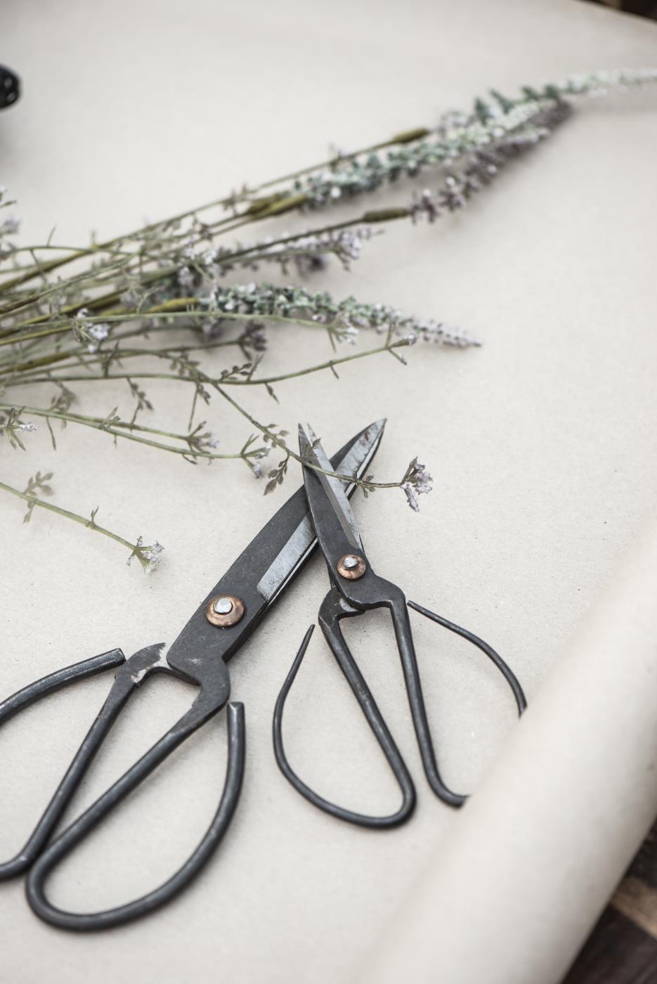 Small Scissors - TheGiftCoMalta