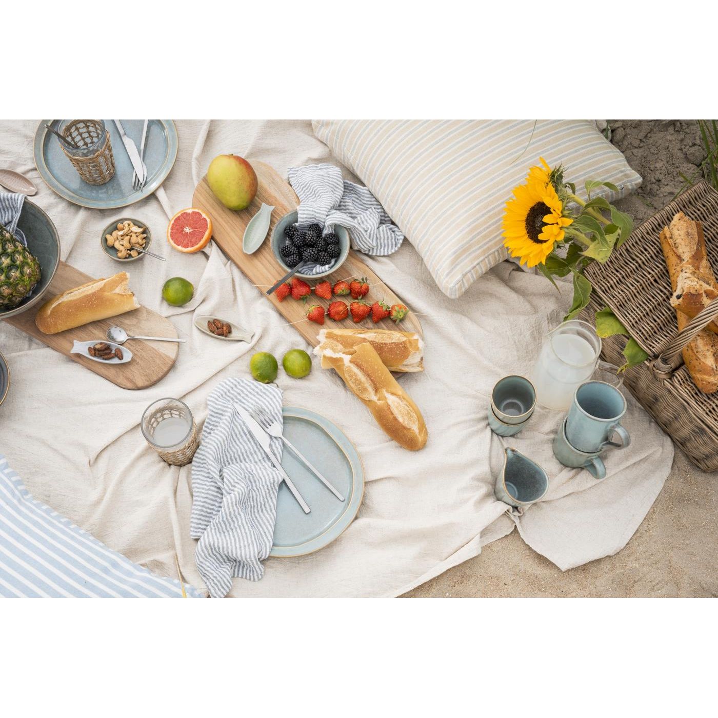 Acacia Tapas Board - TheGiftCoMalta