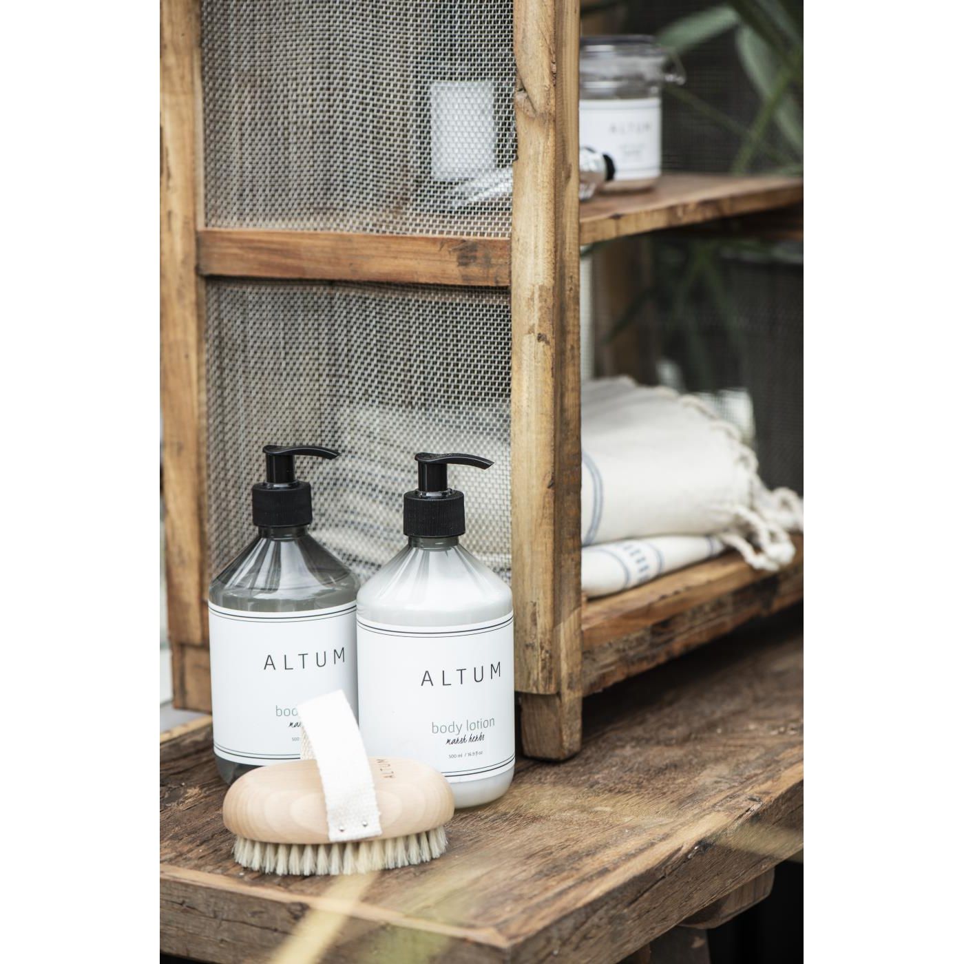 Exfoliating Bath Brush - TheGiftCoMalta
