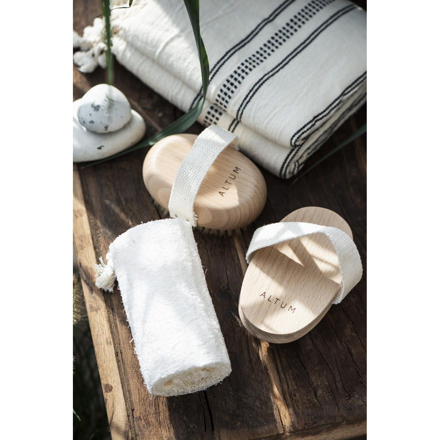 Exfoliating Bath Brush - TheGiftCoMalta