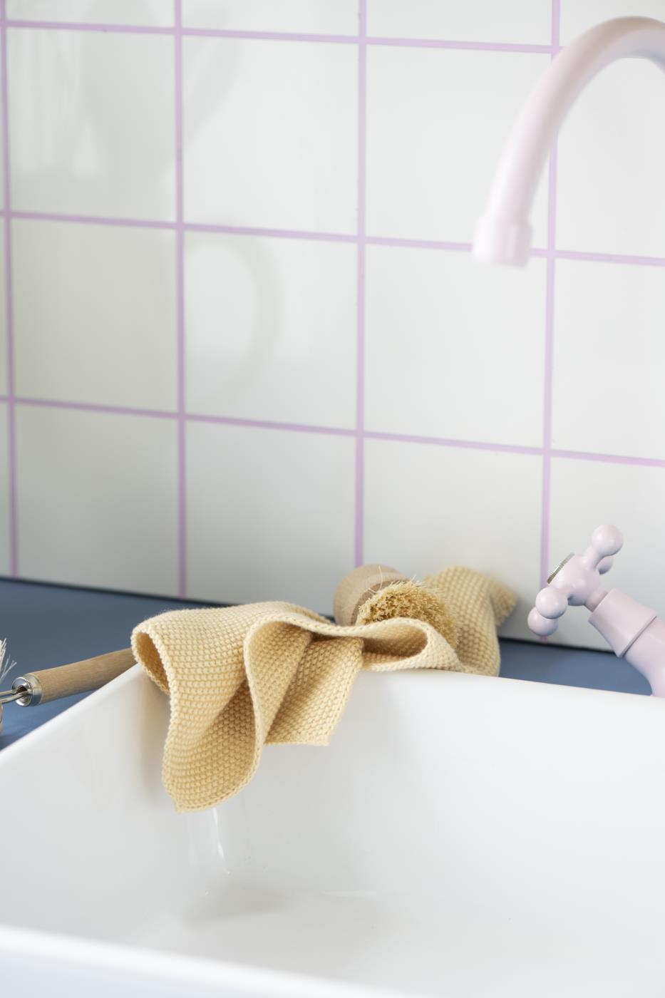 Dish Brush - TheGiftCoMalta