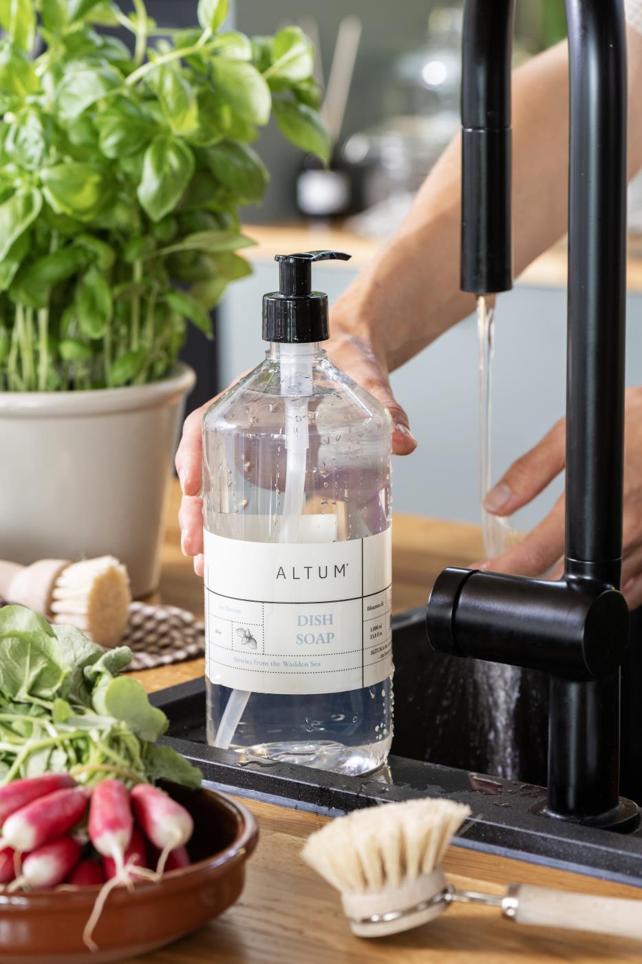 Dish Brush - TheGiftCoMalta