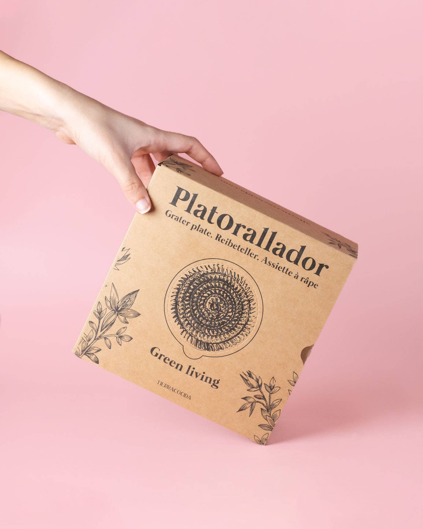 3-in-1 Ceramic Garlic Grater with Lid – CINNAMON Edition