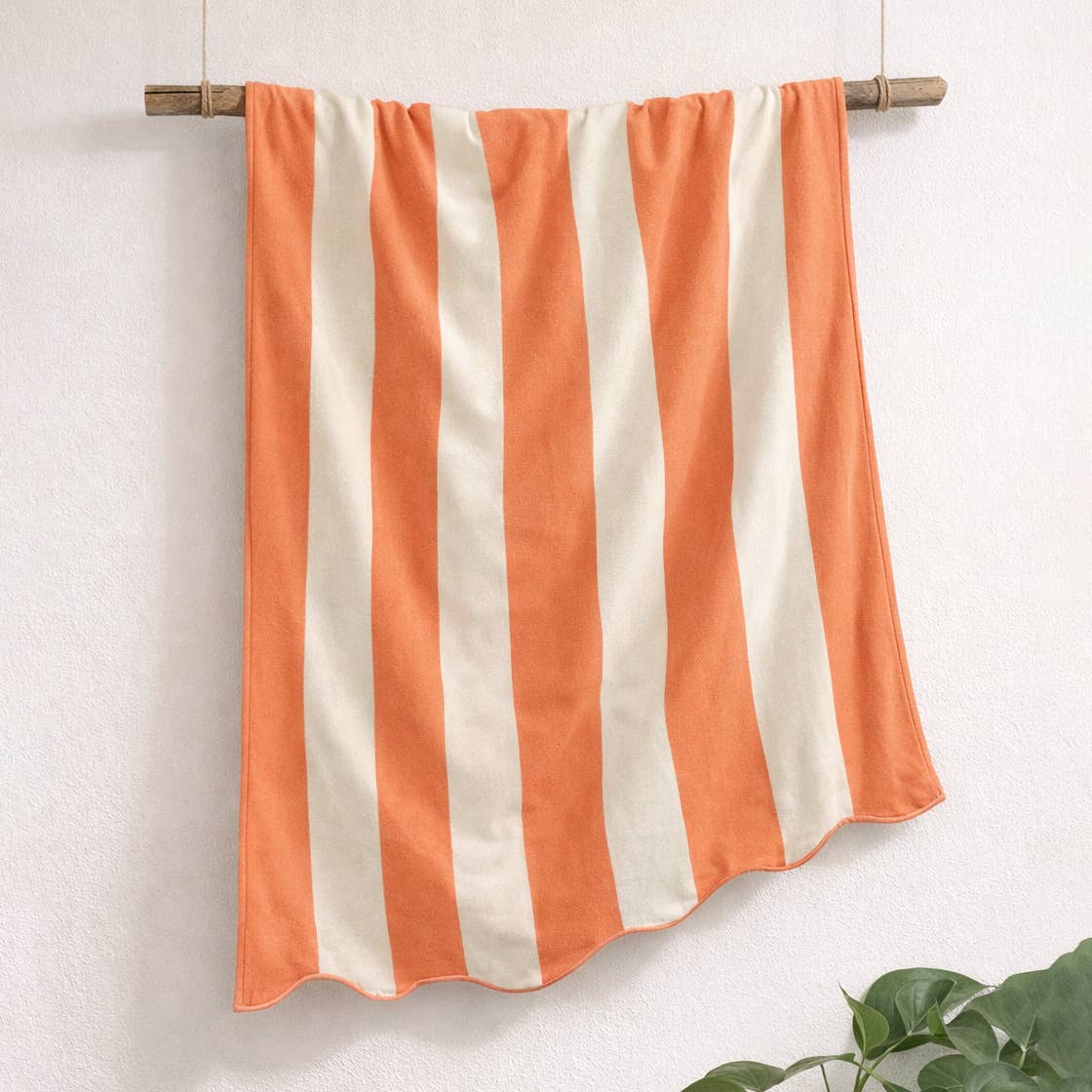 Large Scalloped Striped Beach Towel 90 x 170cm - 100% Cotton: Green