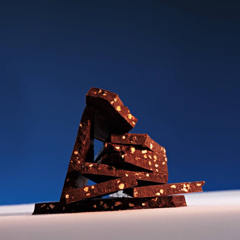 Organic Dark Chocolate with Caramelised Almonds (100g)