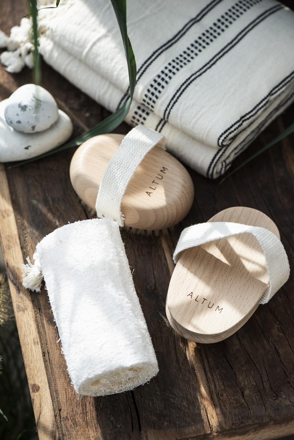 Exfoliating Bath Brush - TheGiftCoMalta