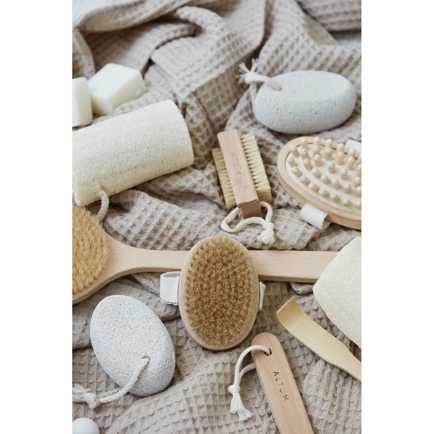 Exfoliating Bath Brush - TheGiftCoMalta
