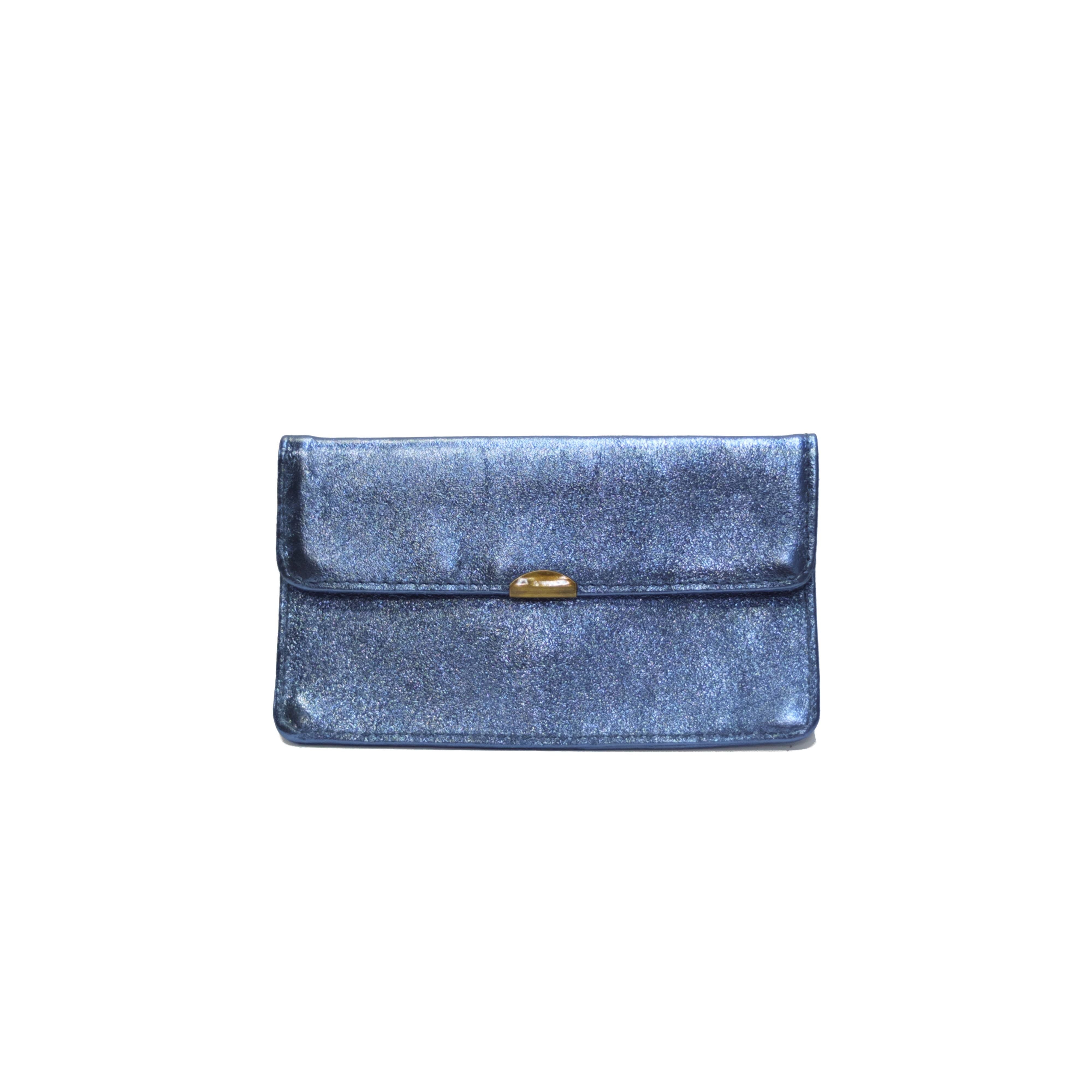 Compact all-in-one leather wallet: Steely